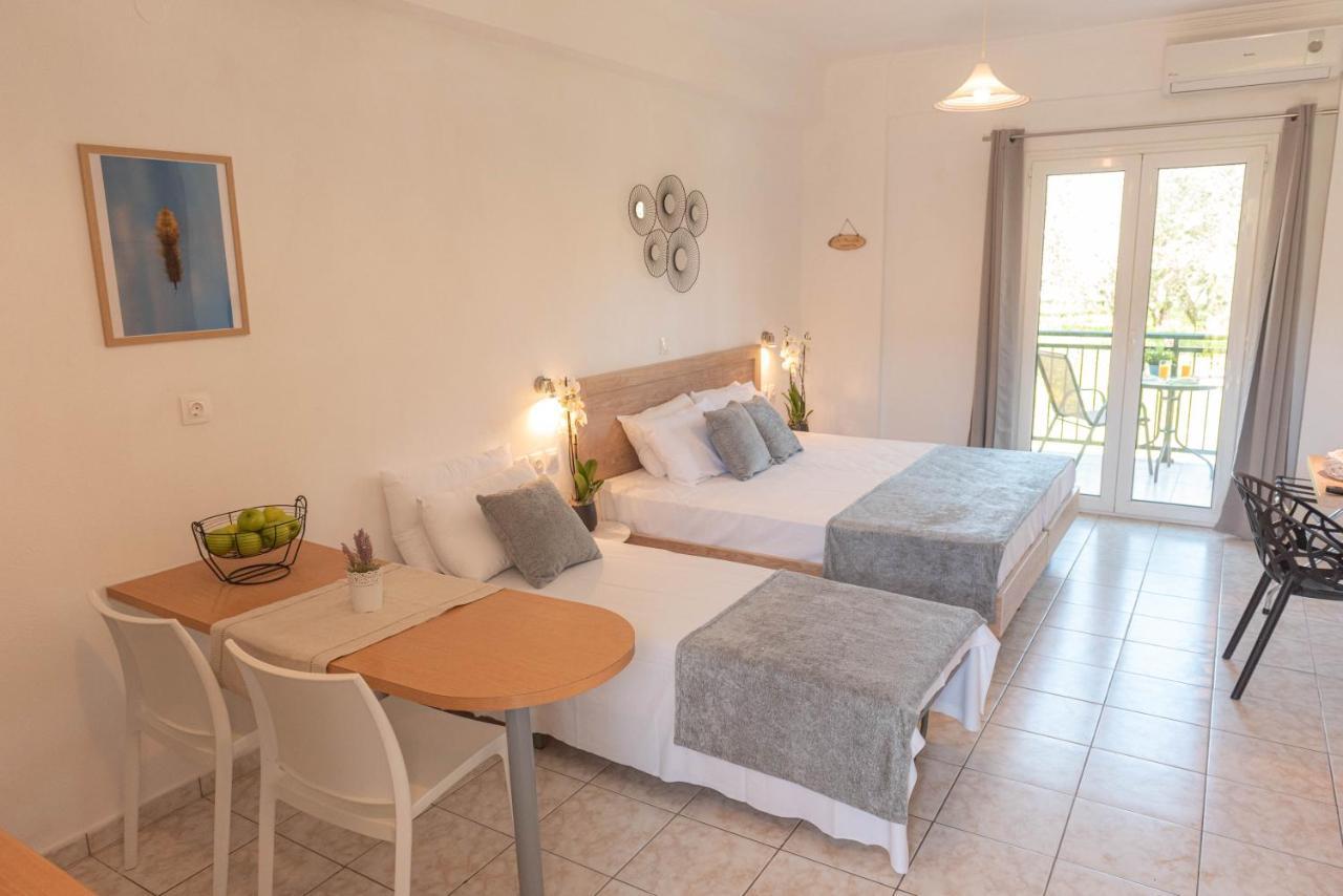 Yianetta Hotel Apartments カボス エクステリア 写真