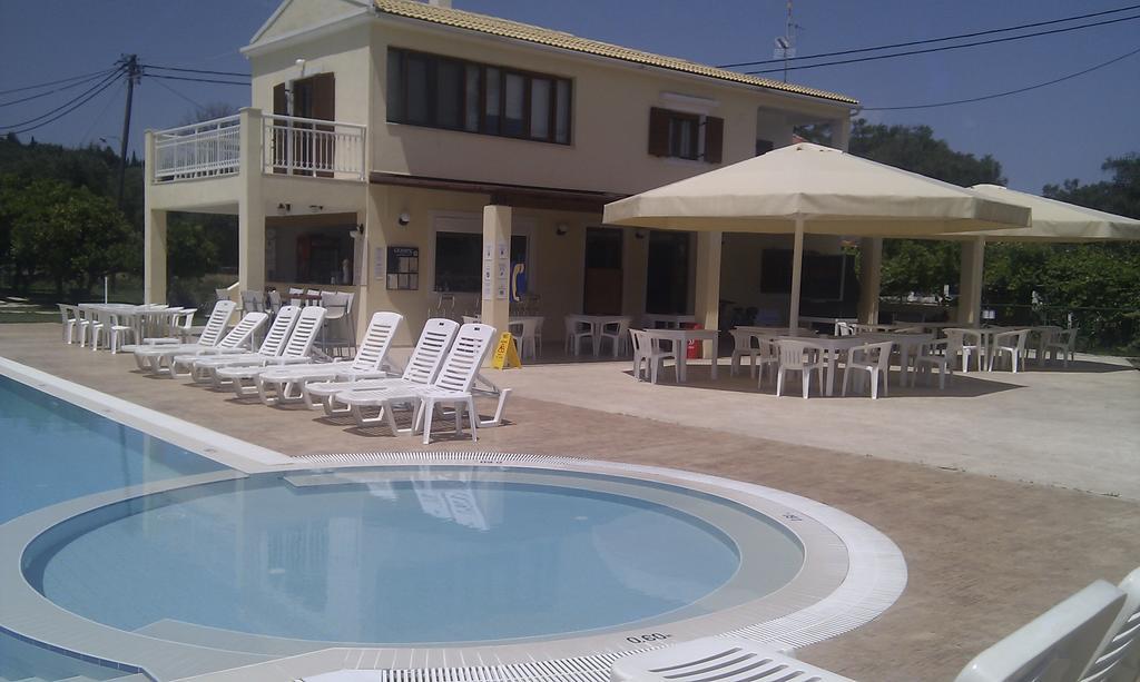Yianetta Hotel Apartments カボス エクステリア 写真