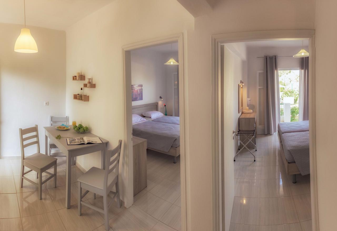 Yianetta Hotel Apartments カボス エクステリア 写真