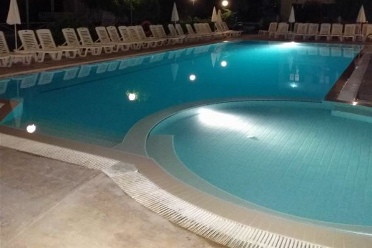 Yianetta Hotel Apartments カボス エクステリア 写真